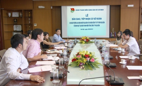 Bàn giao, Tiếp nhận Đoàn thanh niên Trường Cao đẳng nghề và Đoàn thanh niên Công ty CP TV Viglacera về sinh hoạt tại Đoàn Thanh niên Tổng công ty